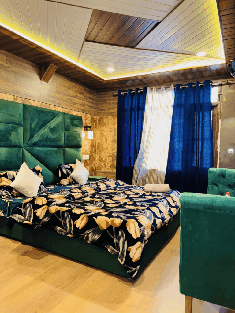 Munshi's Hotel, Tangmarg