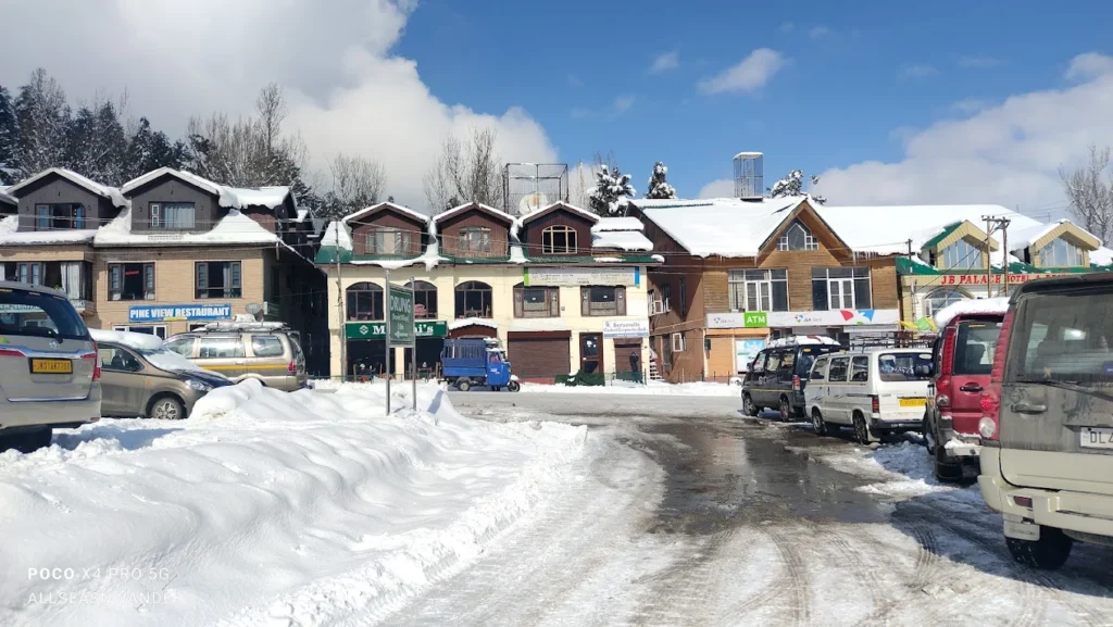 Munshi's Hotel and Restaurant, Tangmarg